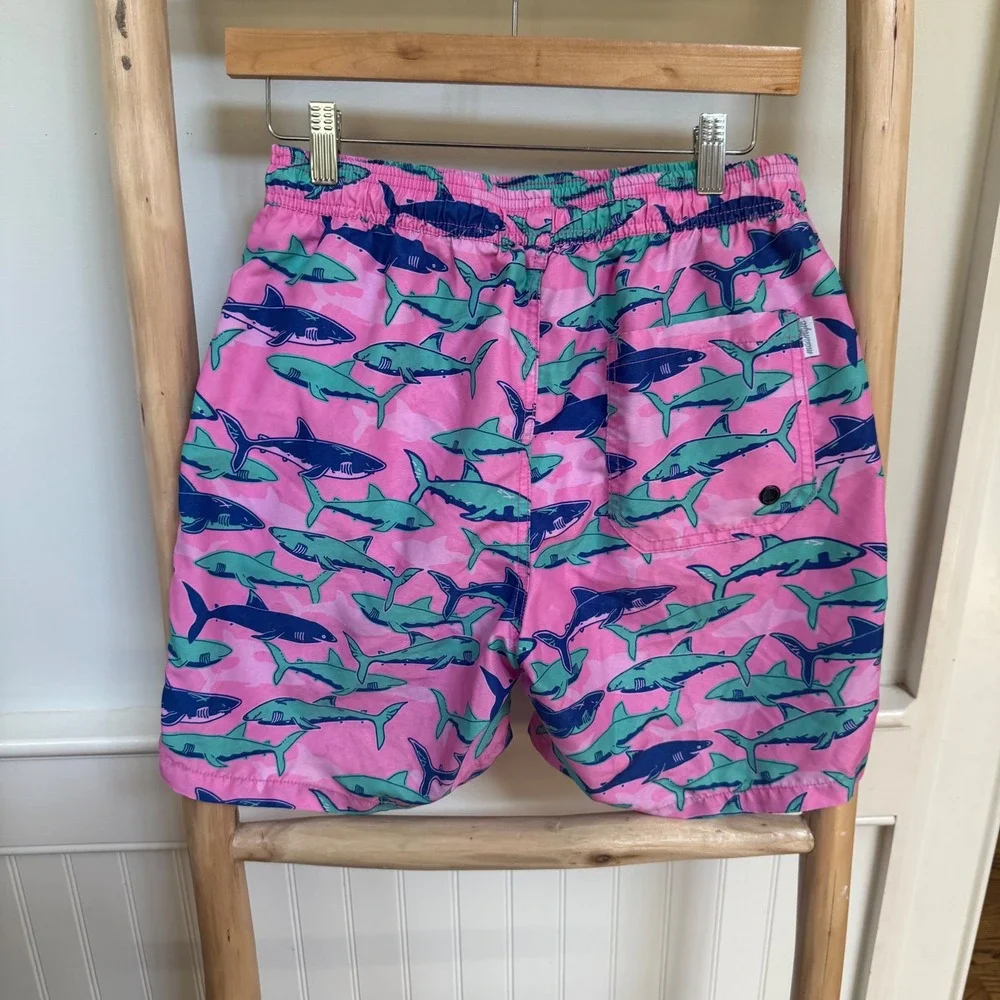 Maamgic Mens Pink Shark Camo Swim Trunks Mesh Lined Board Shorts Size M RN160872